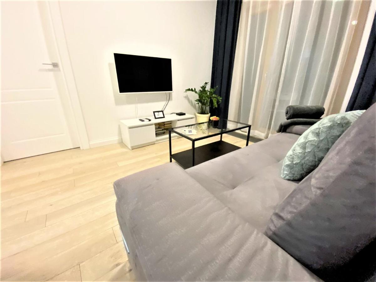 Exclusive 2Br! Apartment In Center +Netflix +Gym Varšava Exteriér fotografie