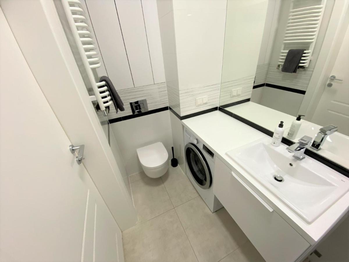 Exclusive 2Br! Apartment In Center +Netflix +Gym Varšava Exteriér fotografie