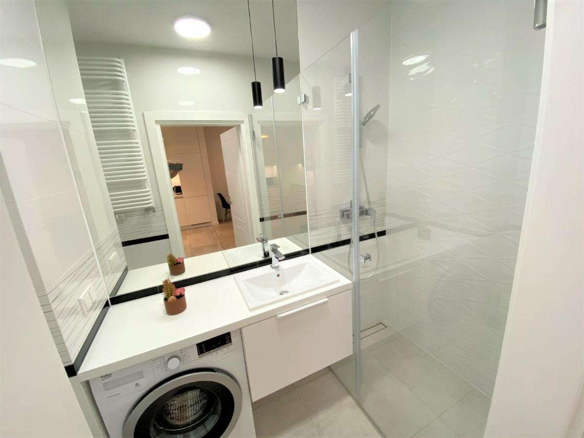 Exclusive 2Br! Apartment In Center +Netflix +Gym Varšava Exteriér fotografie