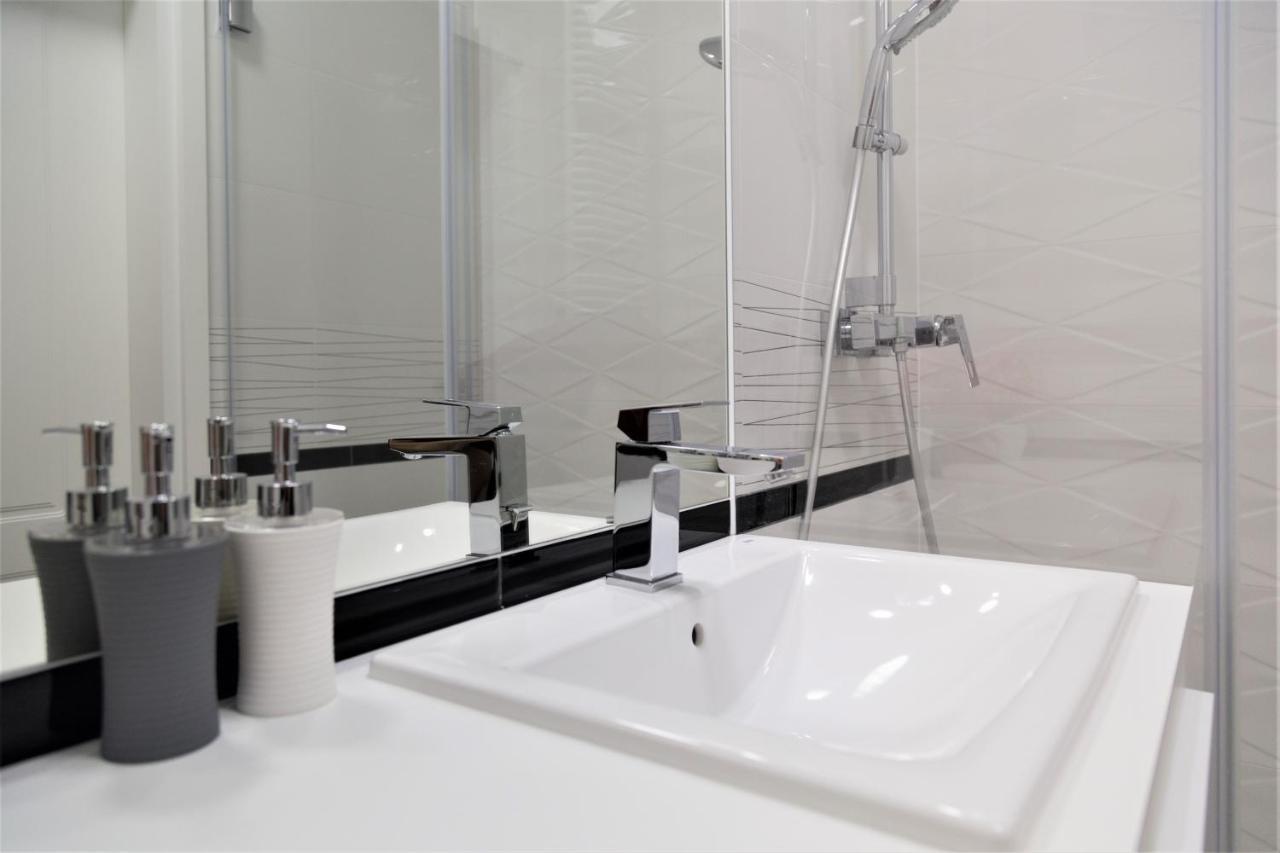 Exclusive 2Br! Apartment In Center +Netflix +Gym Varšava Exteriér fotografie